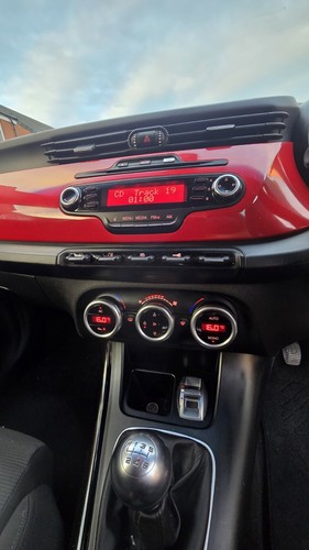 Alfa Romeo Giulietta 1.4T 170 BHP - Picture 14 of 16