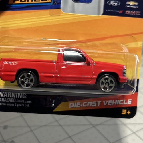 Maisto - Adventure Force 1993 CHEVY Silverado SS Red 1/64 Diecast - Picture 2 of 5