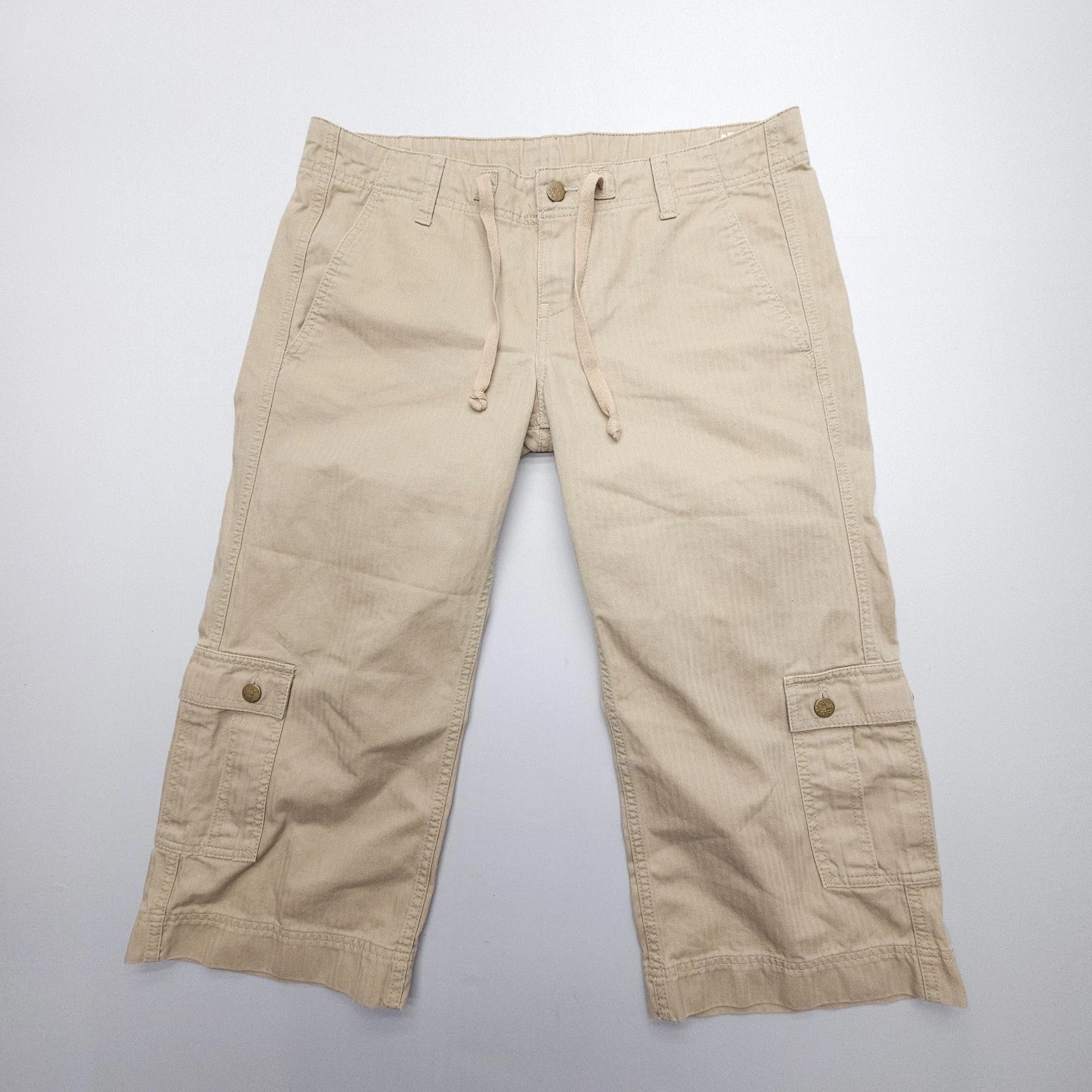 Vintage Y2K Levi's Cargo Capri Pants Size Medium Baggy 2000's Tan Gorpcore Skate
Opens in a new wind