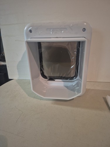 Cat Mat Microchip Cat Flap Model 260W - Picture 3 of 3