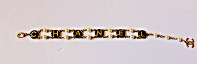 CHANEL Blue LOGO Disc and Pearl Bracelet  2018 A18 P
