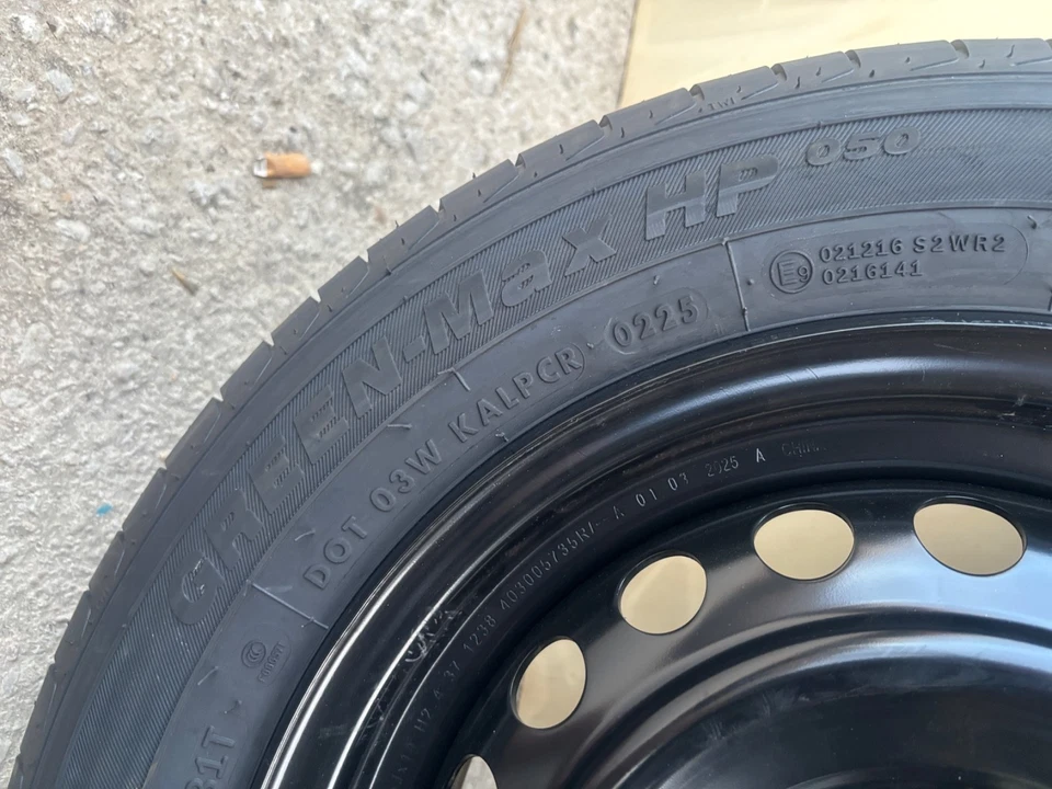 Lot de 2X Roue Complet 165/70/R14 81T DACIA SPRING - Bild 4 von 4