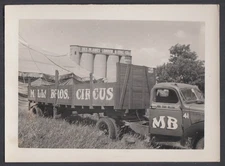 Mills Bros Circus photo "Big Top Slim" Stringer Wagon Truck #41 1944