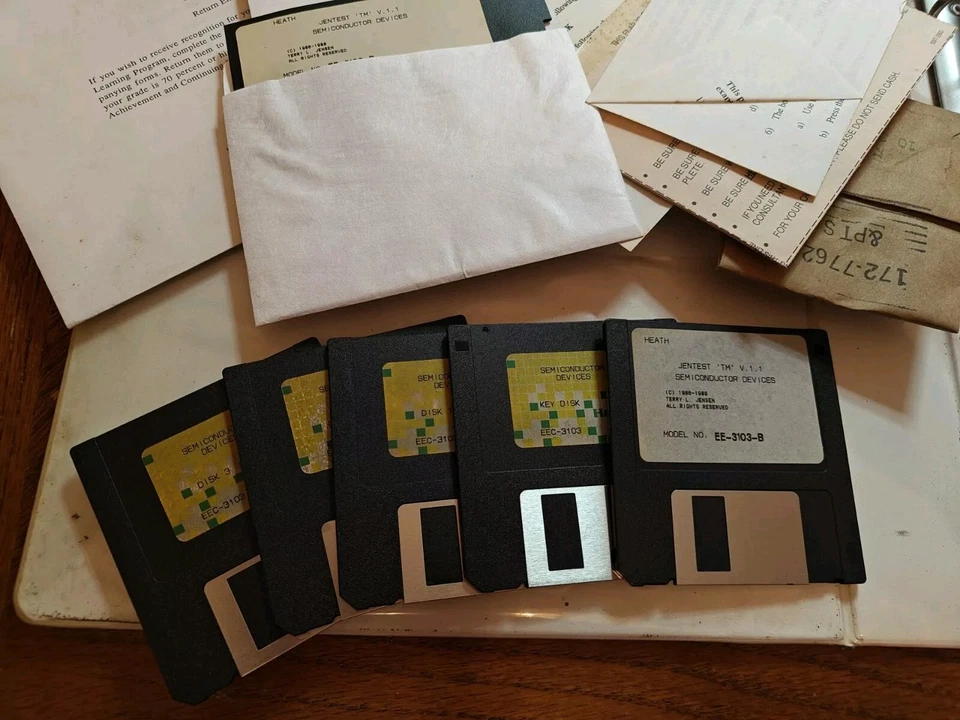 DISPOSITIVOS SEMICONDUCTORES SISTEMAS EDUCATIVOS HEATHKIT Foto 3 de 4