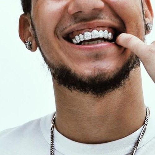 Cubic Zirconia Vampire Grillz - Fun Gold Teeth for Parties & Performer Looks - Picture 8 of 8