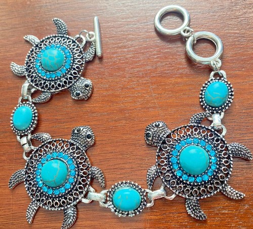Silver Tone Faux Turquoise Rhinestones Turtle Chain Bracelet Toggle Clasp - Picture 2 of 5