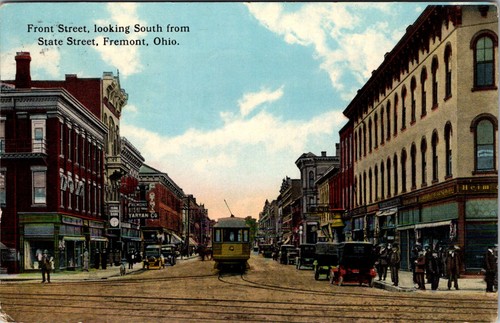 FREMONT OHIO FRONT STREET LOOKING SOUTH FROM STATE STREET 1915 POSTCARD TROLLEY - Picture 1 of 2
