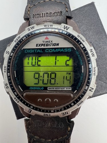 Timex Expedition Digital Compass Watch Rotating Bezel WR 100m 41mm Mens - Picture 10 of 15