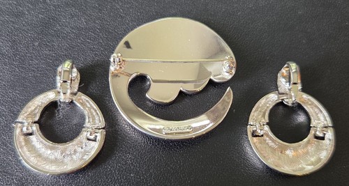 1980s Monet Polished Silver-Tone Swirl Brooch & Hoop Earrings Set - Picture 2 of 4