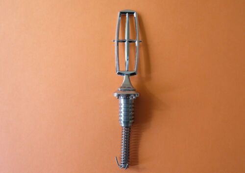 NEW 1990-1991-1992-1993-1994-1995-1996-1997 For Lincoln Town Car Hood Ornament - Picture 3 of 6