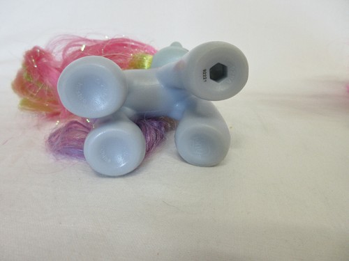 My Little Pony x 5 Rainbow Dash, All About Rarity 2 x McDonalds - Picture 10 of 10