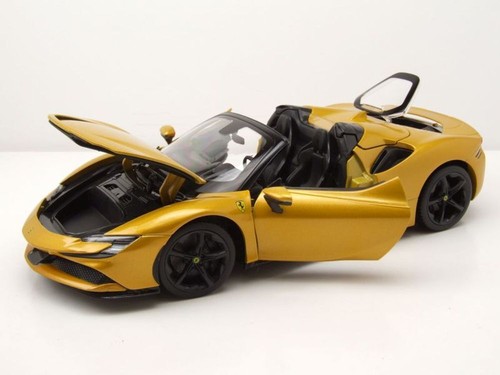 Ferrari SF90 Spider Modello Auto Oro 1:18 Bburago - Foto 4 di 10