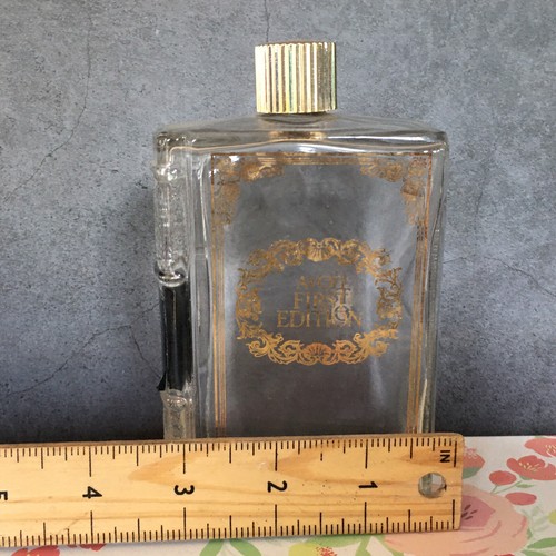 Loción para después del afeitado vintage de ron Bay primera edición Avon botella de libro de 6 oz (vacía) - Imagen 7 de 8