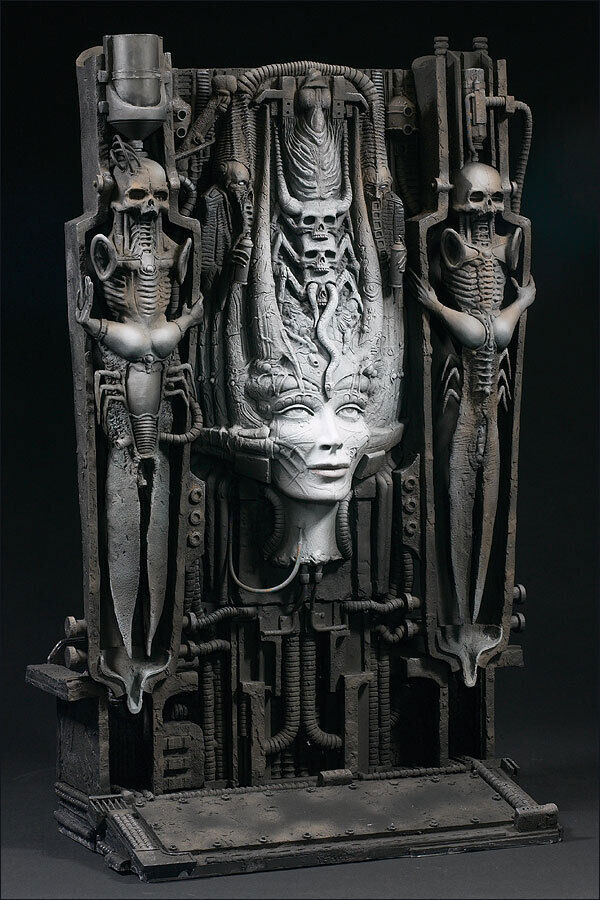 HR Giger Li II McFarlane toys 2004 sculpture museum statue HR Giger Li II McFarlane toys 2004 sculpture museum statue