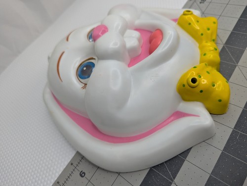 Great American Fun Easter Bunny Rabbit Wall Decor Hanging Light Sensor - Picture 3 of 6