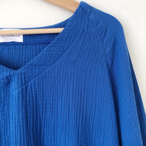 Cali & Co Top Blouse Size Large Blue Crinkle Cotton Flutter 3/4 Sleeve Resort - Foto 4 di 10