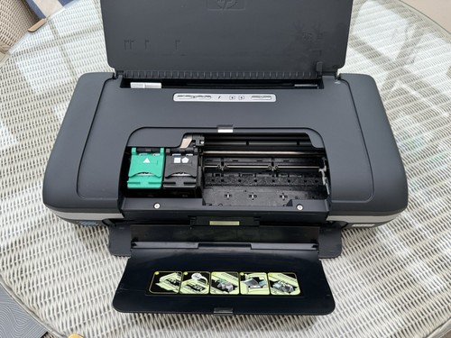 HP Officejet H470 Portable USB Printer with case (Power cable not included) - Picture 4 of 7