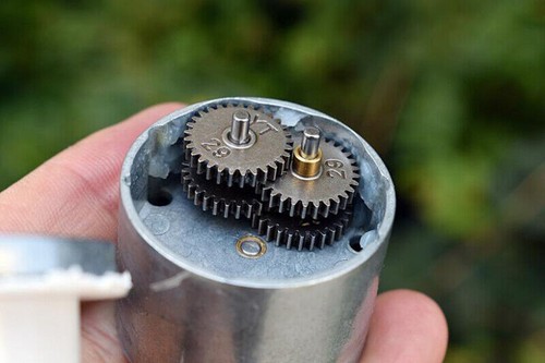 High Torque Waterproof 37MM DC12V-24V 20RPM Slow Speed Metal Gearbox Gear Motor - Picture 10 of 12