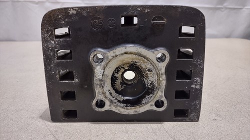 1974 Yamaha RD200 Left Cylinder Head #624.10-35 - Picture 7 of 9