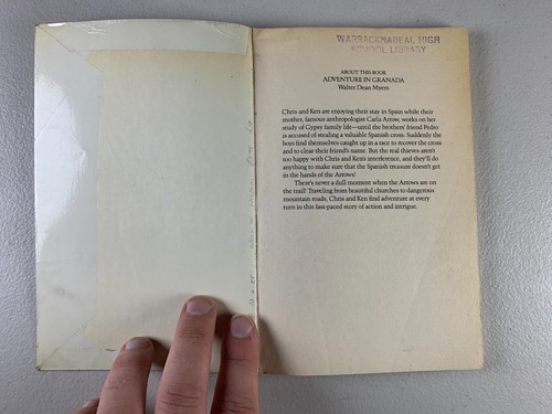 Adventure in Granada by Walter Dean Myers (Ex Library) - Foto 3 di 4