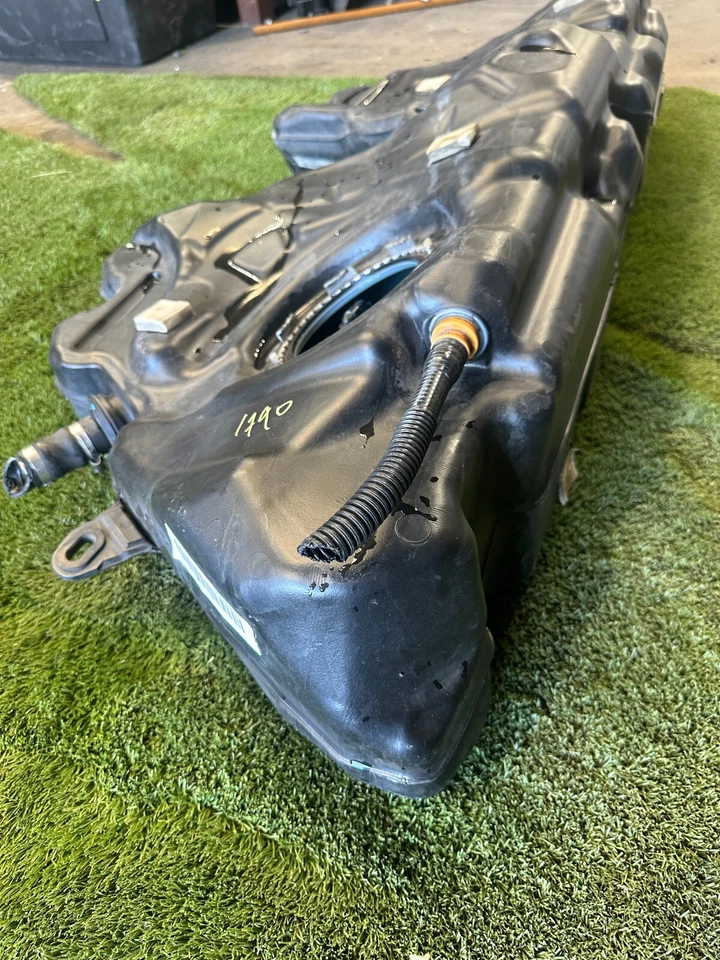 BMW 535I XDRIVE F10 2011-2016 depósito de combustible de gasolina 7206419 OEM 231790 Foto 3 de 4