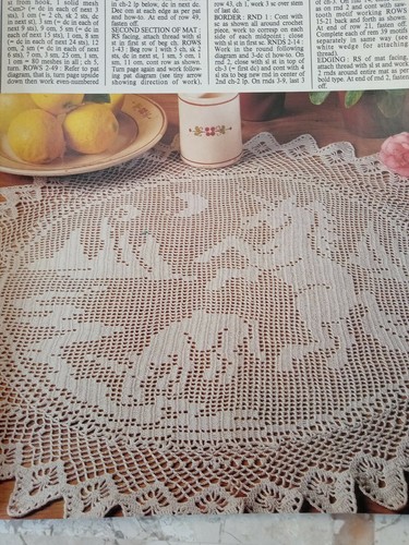 MAGIC CROCHET Magazine VTG December 1991 Unicorns Bunny Rocking Horse French  - Picture 3 of 12