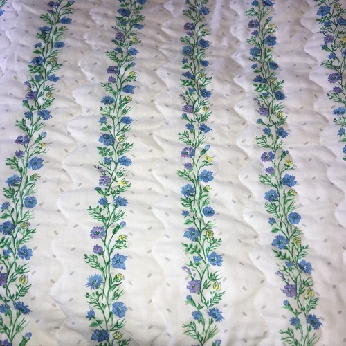 Vintage Floral Ruffle Twin Bedspread Purple Blue Flowers Shabby Chic Cottagecore - Picture 4 of 10