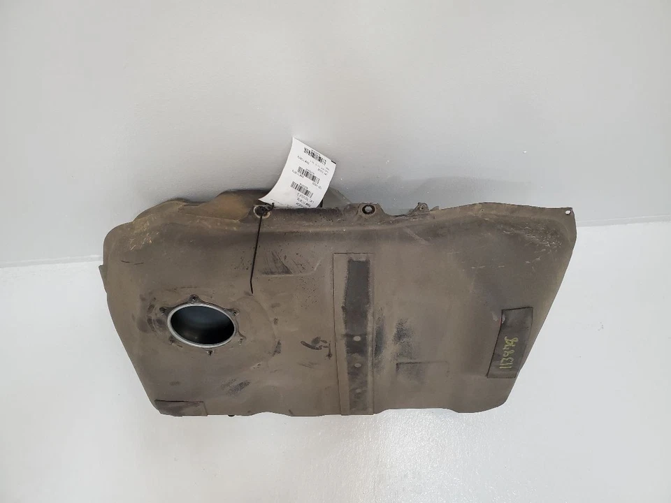  2019 - 2020 MITSUBISHI OUTLANDER SPORT Fuel Tank FWD  Foto 2 de 4