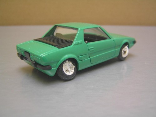 Solido #33 Fiat X 1/9 Green with black interior made in France 1/43 scale NMIB - Picture 4 of 11
