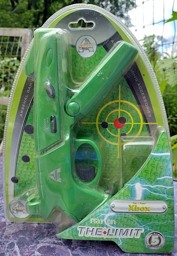 Arsenal Gaming Xbox 360 Light Gun Accessory. MISP!