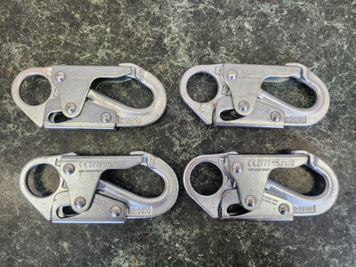 Lot of 4 Double locking Rope Snap Hooks N-3610 Utility, Climbing, Hunting, Fall