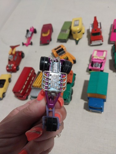 1967 Matchbox Storage Box Loaded With 18 1960s Matchbox Lesney Vehicles. - Imagen 16 de 19