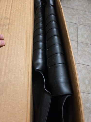 Forro de piso WeatherTech para Chevrolet Silverado 2500HD/3500HD 2020-2025 - negro - Imagen 2 de 3