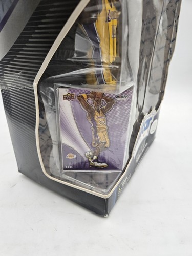 Kobe Bryant 2008 Upper Deck NBA All Star Vinyl Figure w/ Card Lakers - Picture 2 of 4
