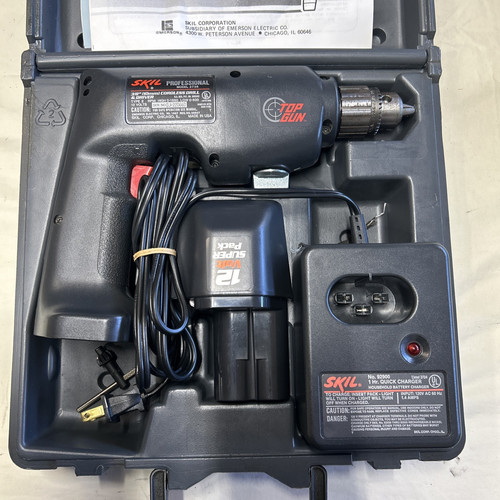 Skil Professional Model 2735 Drill, With Charge, Battery and case - Picture 2 of 3