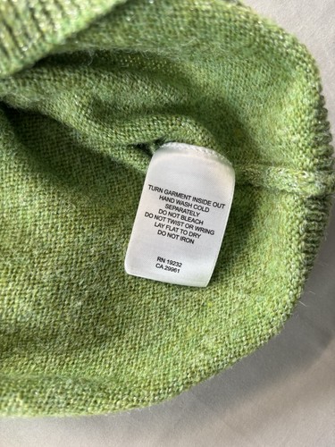 Suéter metálico Alfred Dunner para mujer verde claro y plateado talla mediana - Imagen 5 de 5