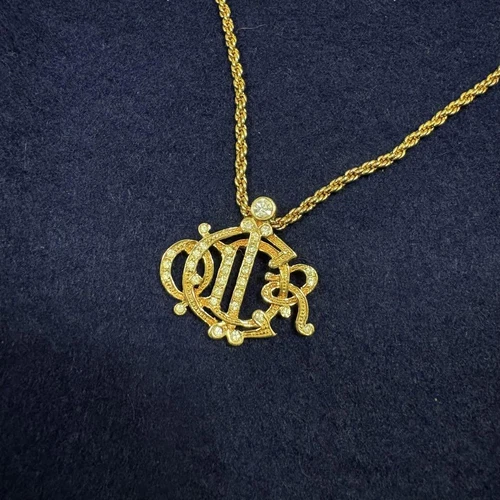 Collier Christian Dior logo CD emblème ancien bijou doré