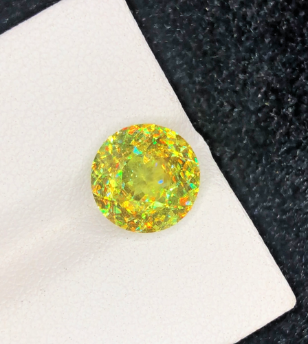 Natural Apple Green Sphene Gemstone, Round Cut Jewelry Size Gemstone. 2.95 CTS - Picture 4 of 13