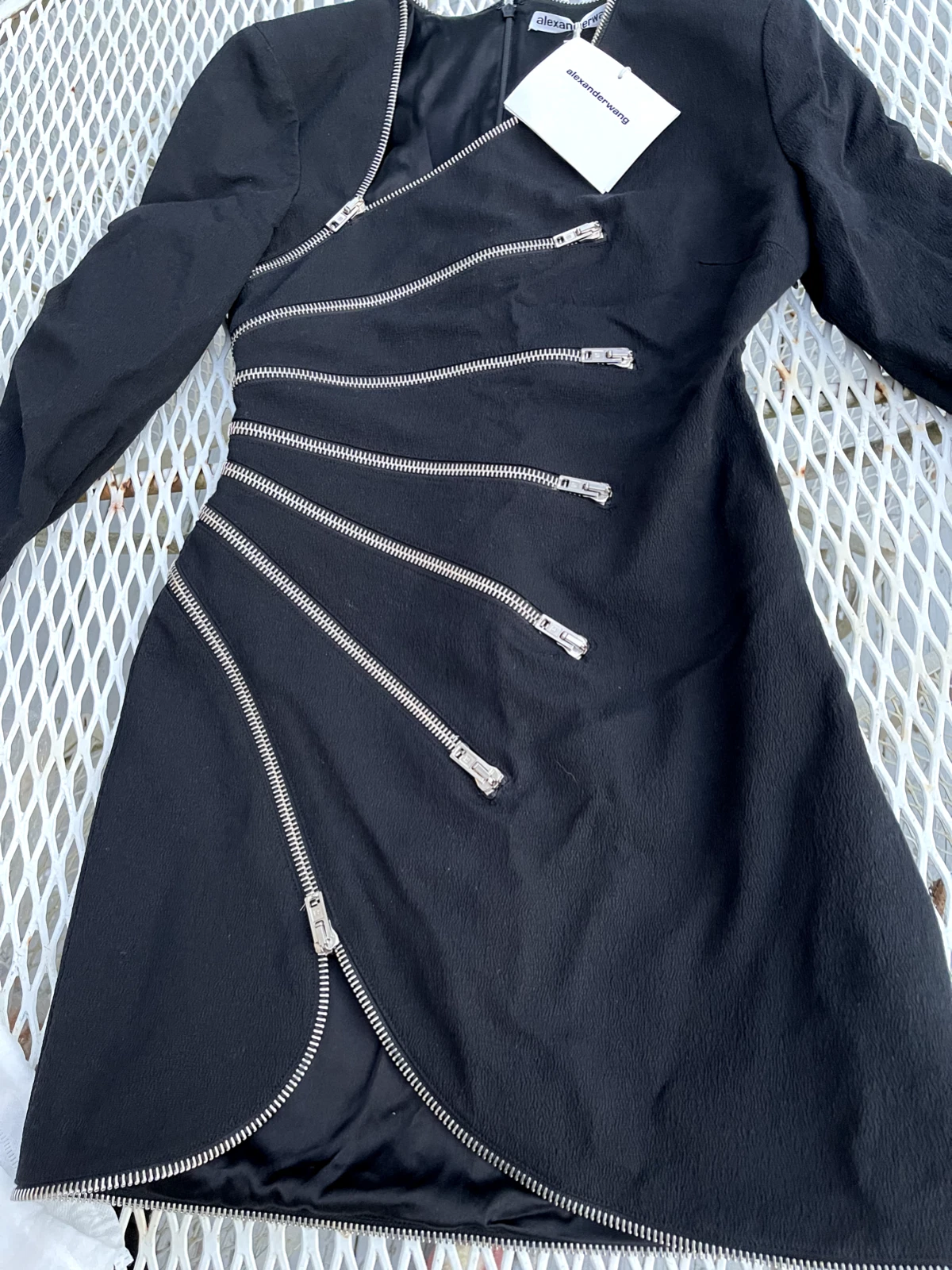 Mini abito Alexander Wang Sunburst nero manica lunga 6 etichette piccole incl