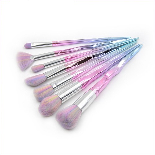 7-TEILIGES EINHORN PINK DIAMANT TWIST MAKE-UP PINSEL SET GRUNDIERUNG AUGEN GESICHT PINSEL KIT - Bild 5 von 8