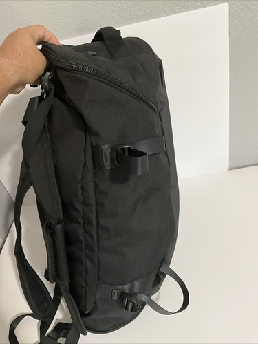 Stormtech Outdoor Equinox Ctx-2 Duffle Backpack 30L Black Nwt - Picture 4 of 13