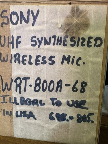 Sony WRT-800A68 UHF Synthesized Wireless Microphone Mic - Picture 8 of 8