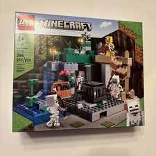 LEGO Minecraft: The Skeleton Dungeon (21189) Brand New Sealed 364pc Set
