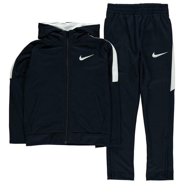 chandal nike niño 5 años