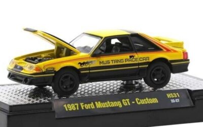 FORD Mustang GT - Custom - 1987 - yellow / black - M2 1:64