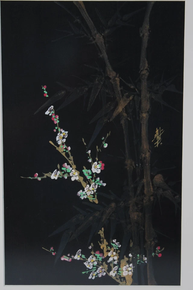 Pintura floral asiática antiga em seda preta com marca de ouro - Imagem 3 de 4