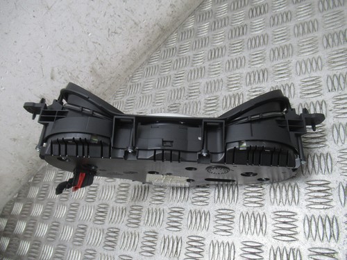 2019 FIAT 500X CROSS 6X 1.3 PETROL SEMI-AUTO MK2 5DRS HATCH SPEEDOMETER REF12720 - Picture 9 of 9