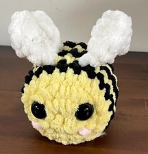 Handmade Crochet Busy Bee Yellow Black Blanket Yarn Amigurumi 4.5"