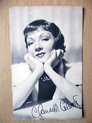 Echt Foto Postkarte - CLAUDETTE COLBERT + gedrucktes Autogramm, ParamouNt Studios, USA