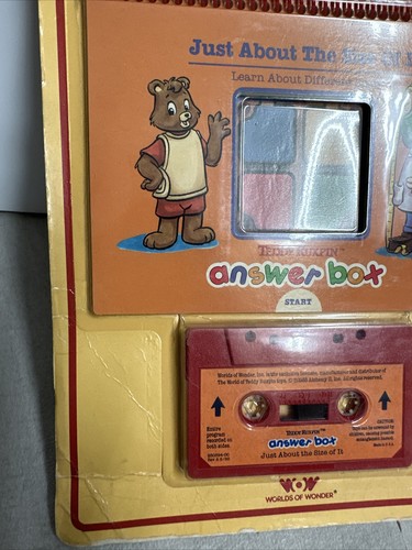 Caja de respuestas Teddy Ruxpin libro abatible y casete de animación aprende sobre diferentes tamaños - Imagen 5 de 12